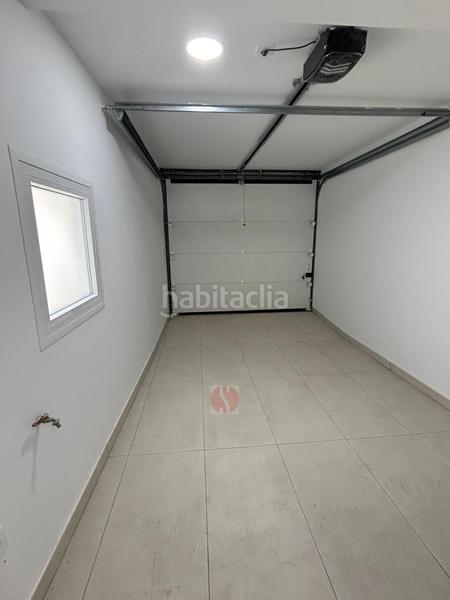 Foto ec162cf4-1702-4d48-9aac-029aaab1329d. Casa adossada amb calefacció aparcament a San Ildefonso Granada