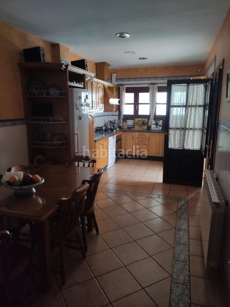 Foto f926e551-42dd-46e9-a021-becc52e88539. Haus mit heizung parking in San Ildefonso Granada