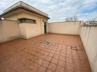 Duplex in Jun