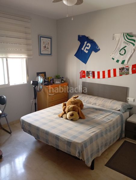 Foto 09b90754-c9de-462f-9328-9e99c4b2a92b. Maison jumelée avec cheminée parking dans Atarfe