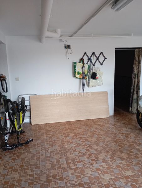 Foto 9c74f9f8-879d-451c-9e39-915a065e4d7e. Maison jumelée avec cheminée parking dans Atarfe