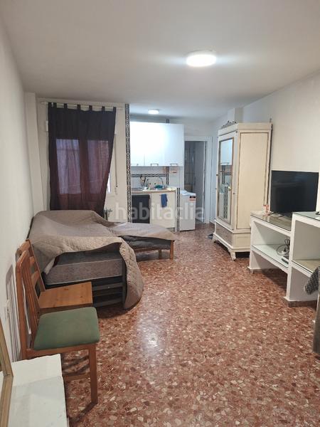 Foto aa46558f-4625-4b35-81ed-bc5197804883. Affitto monolocale in calle doctor guirao gea 1 in Granada