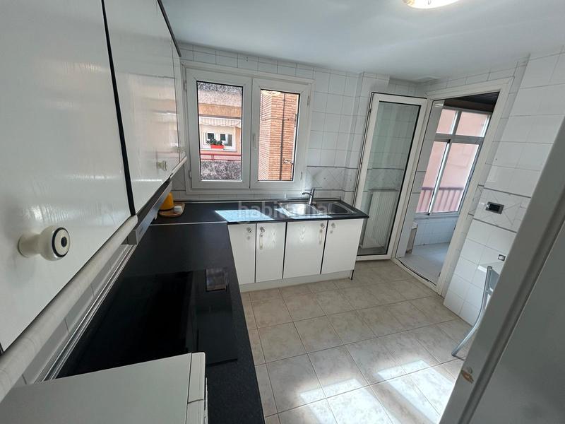 Foto b94914b8-9d01-4240-b9ed-c00b67df080e. Affitto attico con riscaldamento parcheggio piscina in Granada