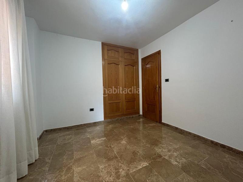 Foto f608b43e-8e3d-44b9-b8db-22c03b5f2aa0. Affitto attico con riscaldamento parcheggio piscina in Granada