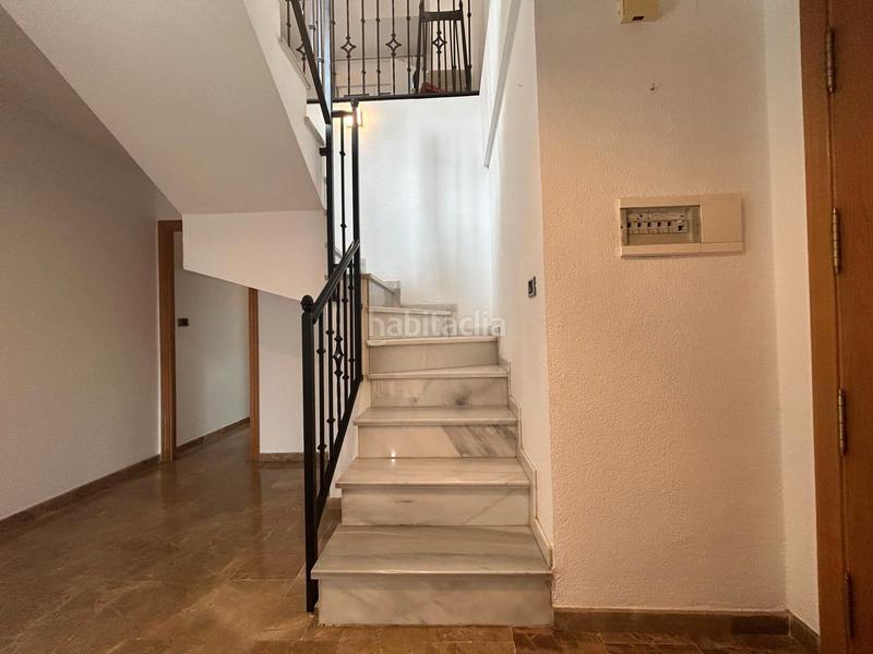 Foto 6677091f-d1b9-4386-9ab1-e3d1da2581e6. Rent penthouse with heating parking pool in Barrio de Zaidín Granada