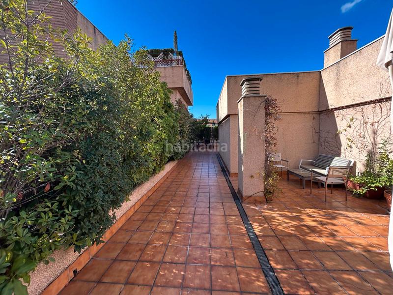 Foto 7f29220c-71a9-4522-9631-b03596465462. Rent penthouse with heating parking pool in Barrio de Zaidín Granada