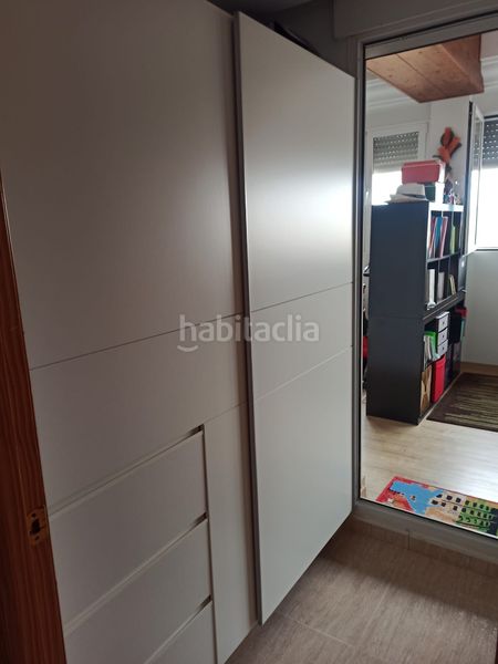 Foto 926a7951-3c19-4ba7-a6f2-8ac099baf033. Duplex avec chauffage parking dans Cúllar Vega