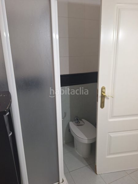 Foto f0afe91d-512a-44b3-a82a-898aba72a006. Piso en San Ildefonso Granada