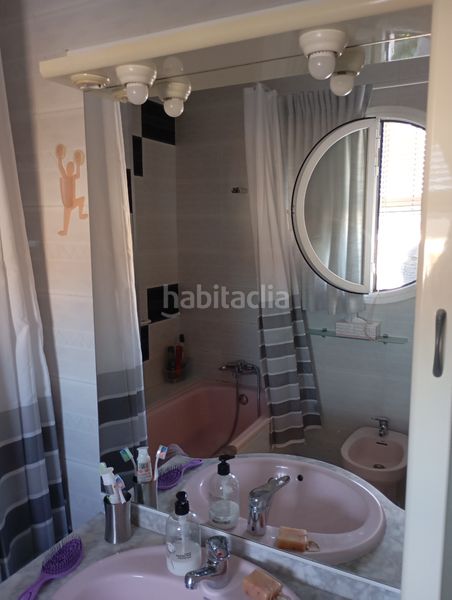 Foto 462a5b05-1020-4b0d-97b1-235faff83fe2. Casa a schiera con riscaldamento parcheggio in Fuente Vaqueros