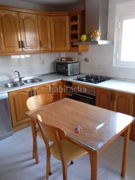 Foto 8cb37286-9e53-4411-b5fb-0e6761e90880. Casa a schiera con riscaldamento parcheggio in Fuente Vaqueros
