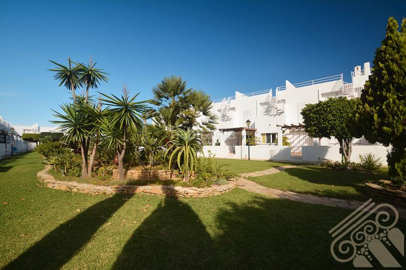 Foto 3e1d668c-7376-45b8-937e-fd7e57973834. Maison jumelée dans calle las artesas 27 dans El Palmeral Mojácar