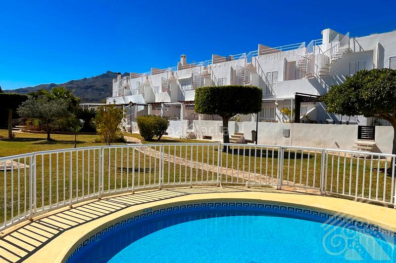 Foto d73b9e2d-2642-480d-90e2-338cf27c4d79. Maison jumelée dans calle las artesas 27 dans El Palmeral Mojácar