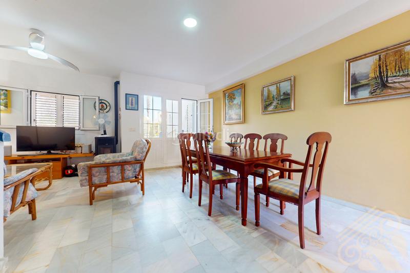 Foto 4d8e574e-8d3a-46f8-abbe-4d142ce188fc. Casa a schiera in calle las artesas 1 in El Palmeral Mojácar