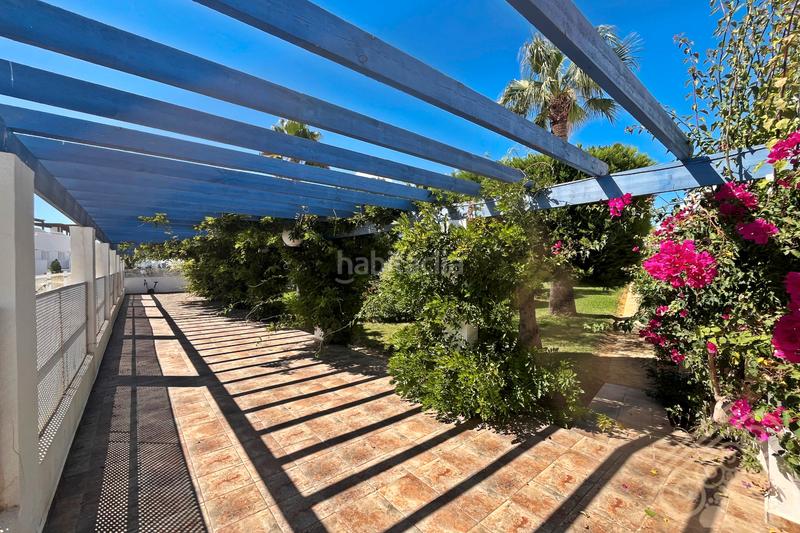 Foto bc3f5455-c273-4b01-9657-27f36fc9ef85. Casa adosada en calle las artesas 1 en El Palmeral Mojácar