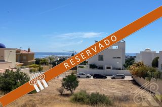 Terreny residencial en Calle la coru�a 3