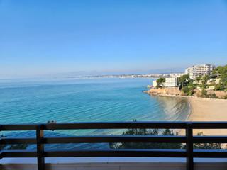 Pis a Mar i Camp - Platja dels Capellans. Piso de 3 habitaciones dobles con vista panoramica a mar