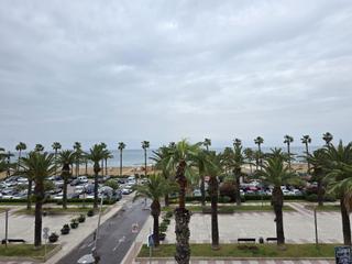 Flat in Platja de Llevant. Piso 3 habitaciones con vista a mar y a 20m de la playa en paseo