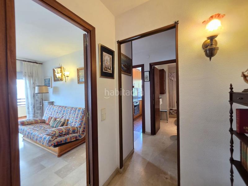Foto e7240ad2-1d54-44a4-b032-e3939bfc1c1a. Apartamento  1 habitacion con vista a mar y parking en Salou