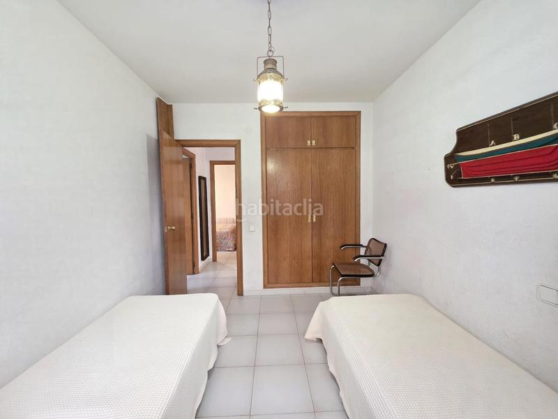 Foto 24b5fe7e-2dce-4bd5-9574-af5042bd958c. Planta baja magnifica planta baja frontal al mar y jardin privado de 200m en paseo miramar en Salou