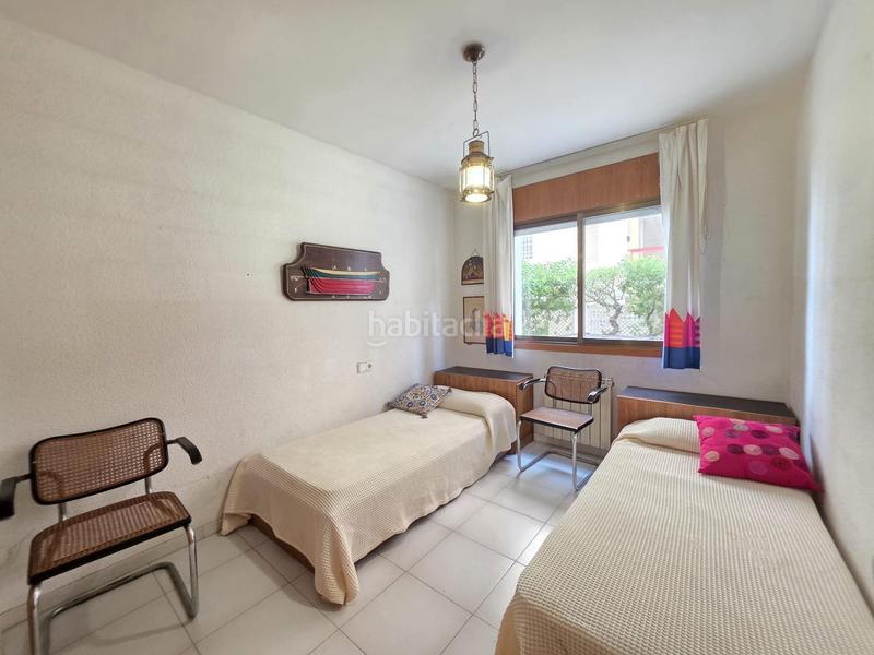 Foto b619a959-9b7b-4c87-9aed-de5d09c6e00f. Planta baja magnifica planta baja frontal al mar y jardin privado de 200m en paseo miramar en Salou