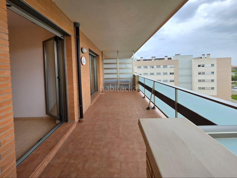 Foto 97de1b4b-dad7-4edf-b33e-b51aae48b4e0. Ático atico 3 habitaciones en zona Barenys con piscina y parking en Salou