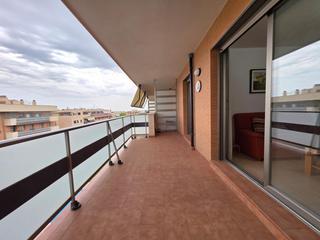 Àtic a Barenys. Atico 3 habitaciones en zona barenys con piscina y parking