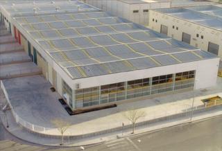 Bâtiment à usage industriel à Vila-seca Poble. Nave industrial en polígono alba , vilaseca