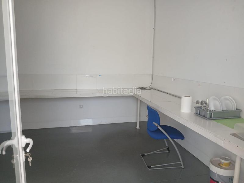 Foto 9de95b21-e8ff-4316-8d8d-47df6428db39. Nau industrial a Vila-seca poble Vila-seca