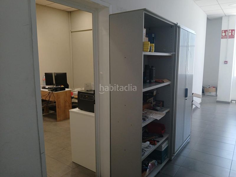 Foto aec37783-d437-4144-92d4-17ba0e37ca9a. Nau industrial a Vila-seca poble Vila-seca