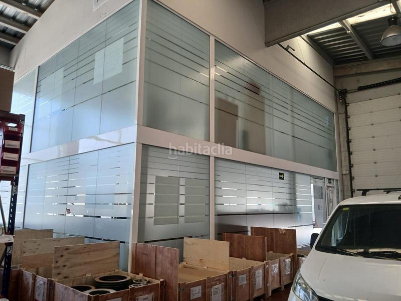 Foto cdb4c806-c8cf-4a05-94fe-ff8208d81b8d. Nau industrial a Vila-seca poble Vila-seca