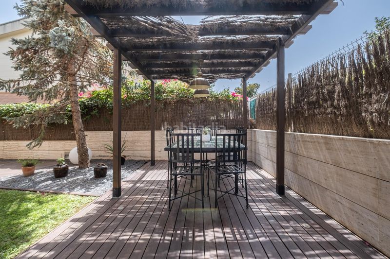 Foto b9c62068-e1de-4b89-a253-3190f75b410d. Casa adossada amb aparcament a Centre Salou