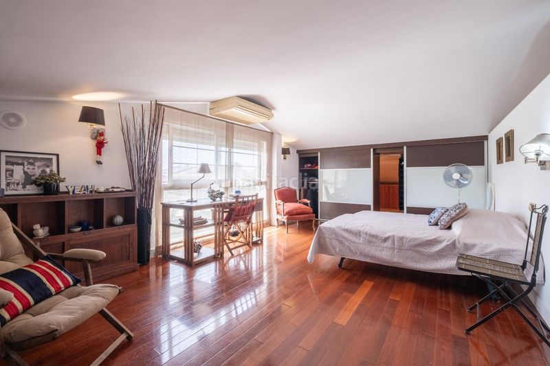 Foto d01d7482-ad91-47a2-bb05-43e0e429fe45. Casa adossada amb aparcament a Centre Salou