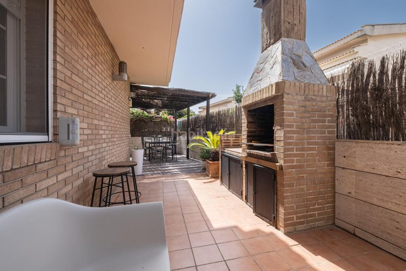 Foto fb6653b8-4d72-455d-abf7-dd204d730dfb. Casa adossada amb aparcament a Centre Salou