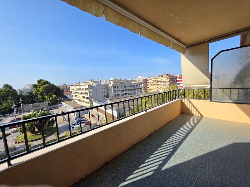 Foto 06c8a820-cf3b-4671-8a31-b7bfc5cc8156. Pis amb aparcament a Centre Salou