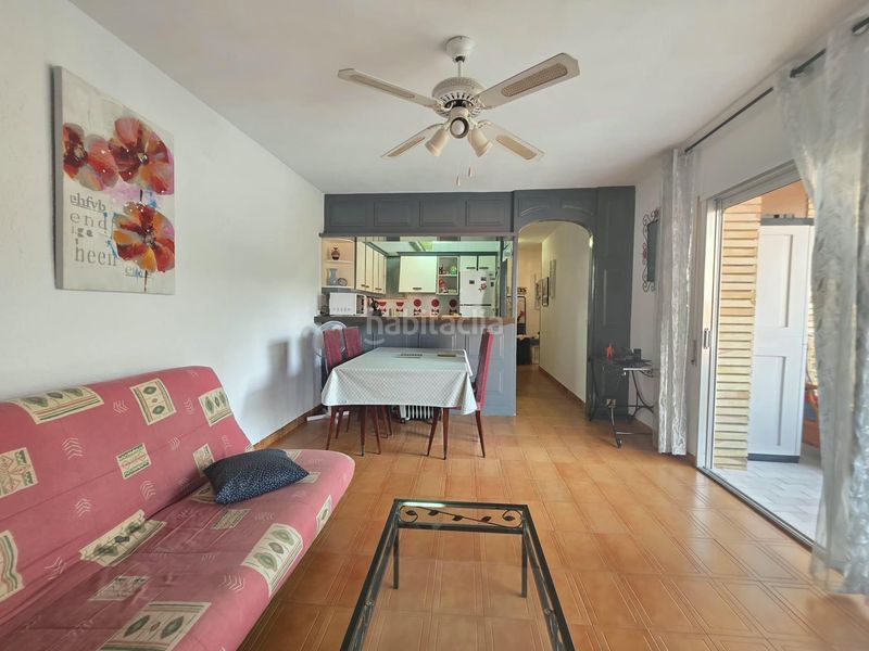 Foto fabd65ad-a4eb-447e-a41c-8e69e972d38d. Apartament amb piscina a pla de maset - cap de Salou Salou