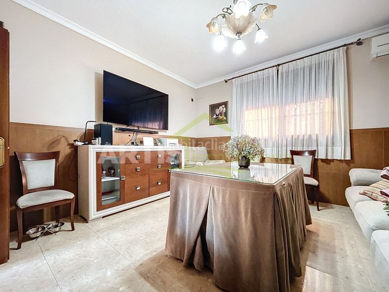 Foto 14a64b8a-8b2c-4e89-991a-9cfe7841a05e. Casa en Puente Genil