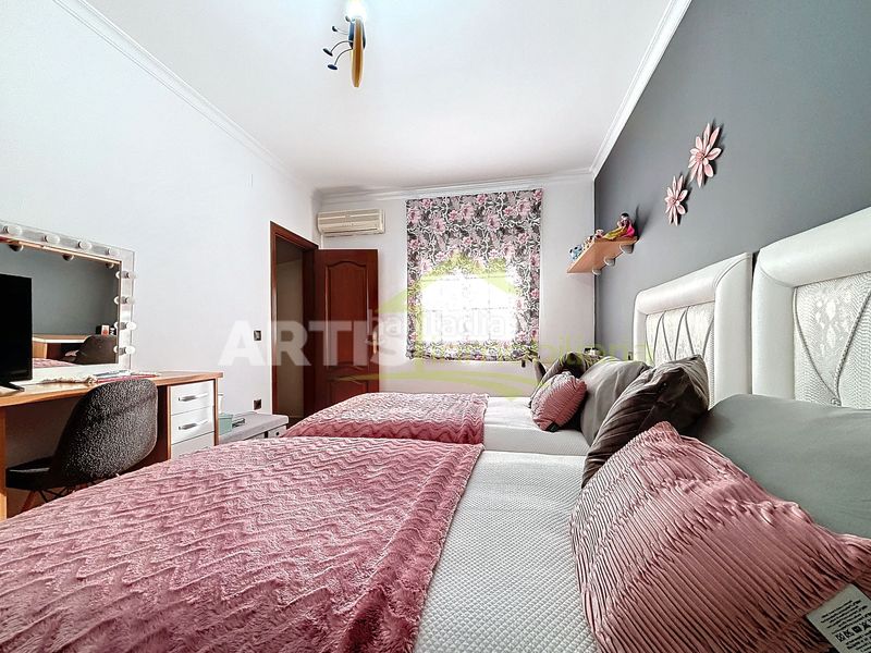 Foto 4154263a-79f9-49a1-aaf8-9f7d1268d9a2. Casa en Puente Genil