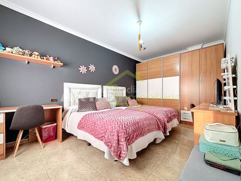Foto c0f79895-a00d-479f-a3e0-6a81da52e604. Casa en Puente Genil