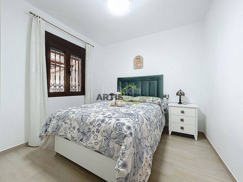 Foto 80f2cb78-0ae8-404e-abbd-c8347f7a96e8. Casa  con elevador en Puente Genil