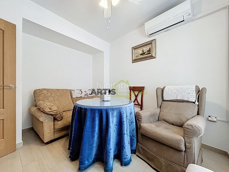 Foto b479b4af-b485-4b00-b2fb-e376d1329b85. Casa  con elevador en Puente Genil