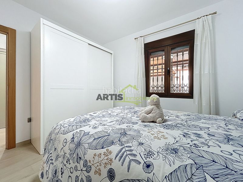 Foto efe95e7e-9cee-4b97-9684-703d5c02e3ec. Casa  con elevador en Puente Genil