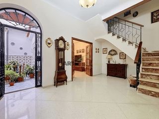 Casa a Puente Genil. Casa en zona san josé