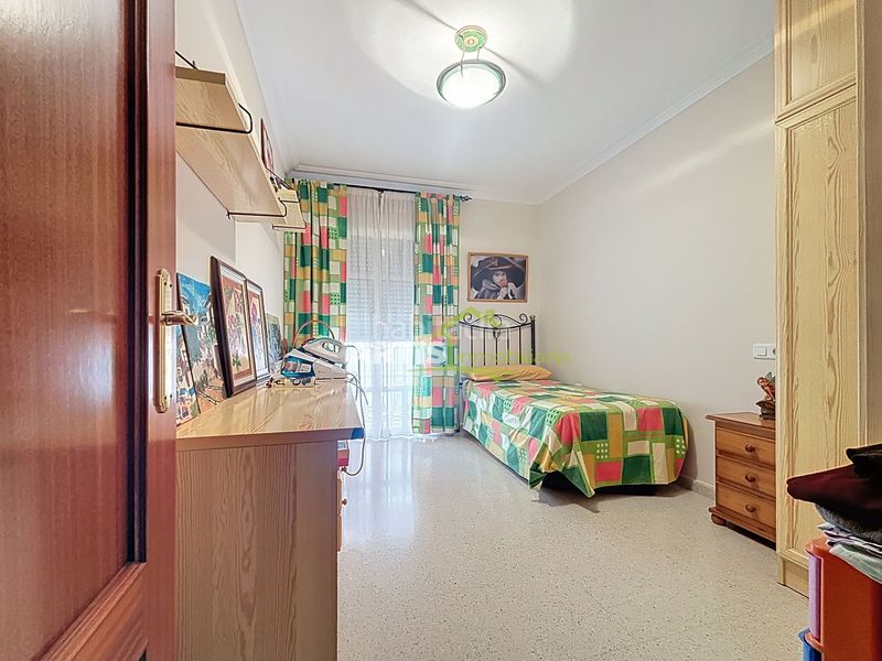 Foto 569b402f-f01d-4779-9d0b-4abbb6c23352. Casa adossada amb aparcament a Puente Genil