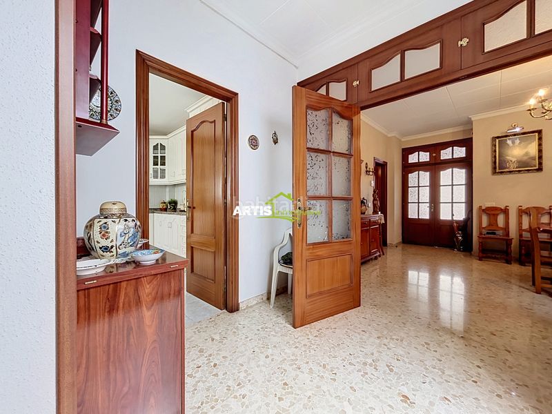 Foto 98f0243a-f05c-4c18-84c4-b2c35c3b04f4. Casa en Puente Genil