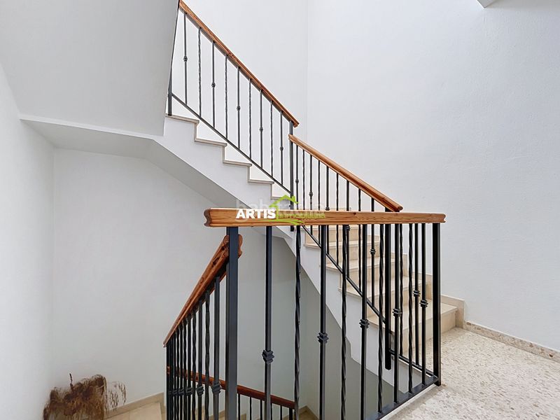 Foto a1fe05dd-9c5d-4f23-8e02-618ebc6e5582. Casa en Puente Genil