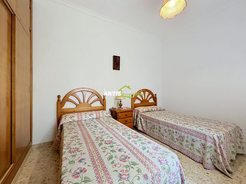 Foto b603c639-8b35-461a-8a8d-9c76e2a6c194. Casa en Puente Genil