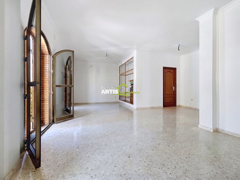 Foto f9f34613-7925-4d77-bb47-7c01948cc915. Casa en Puente Genil