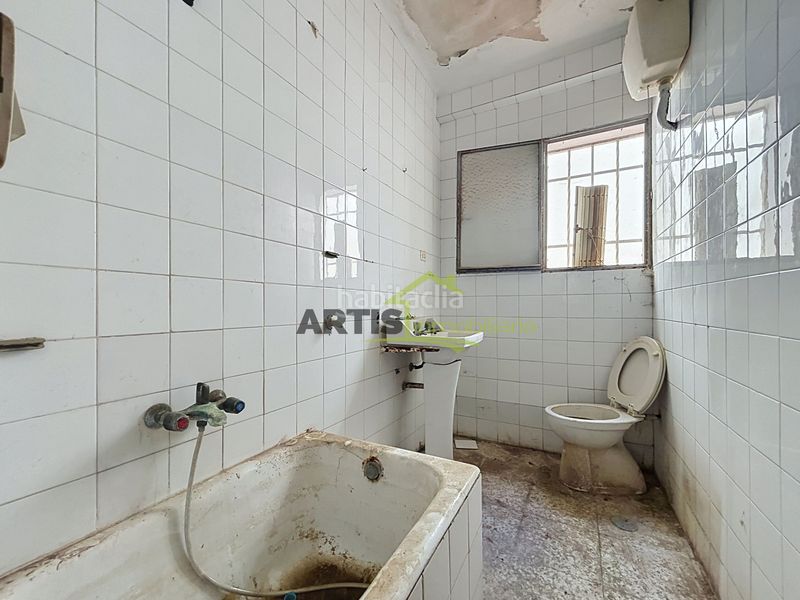 Foto f4cd86e1-970a-43d6-9980-7bce2f321f24. Pis a Puente Genil