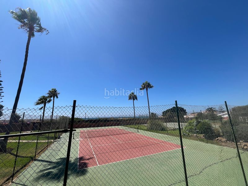 Foto 04a263b0-cf3a-4b0c-b463-e6dbd503fc83. Rent apartment in avenida andasol 12 in Costabella Marbella