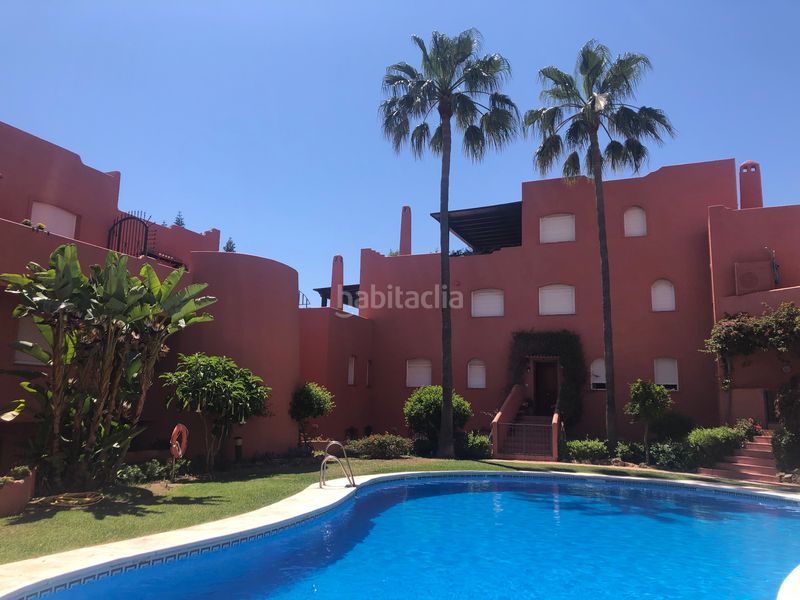 Foto 6458a6ab-3950-4109-933c-f2ae4f49cdd2. Rent apartment in avenida andasol 12 in Costabella Marbella
